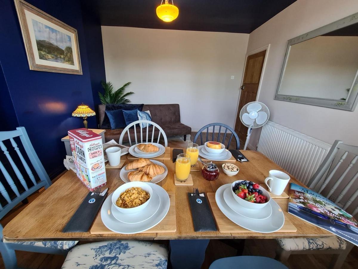 Rumer Hill House A Unique Boutique Styled Place To Stay In Cannock Close To A5 The Mcarthur Glen Outlet Great Wyrley Екстериор снимка